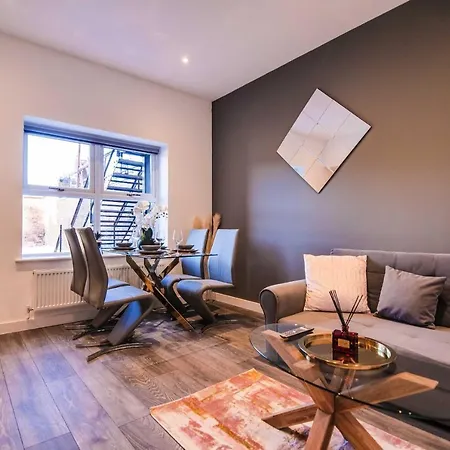 Holiday home 2 - The Crescent York