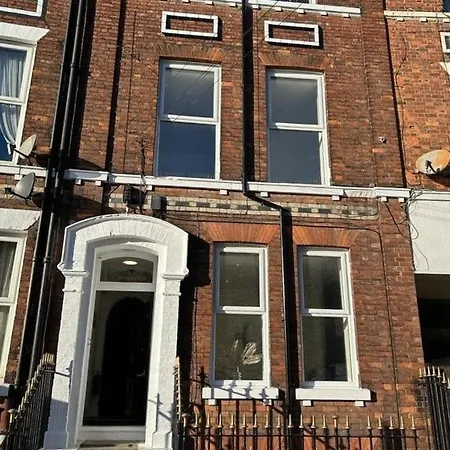 2 - The Crescent Holiday home York